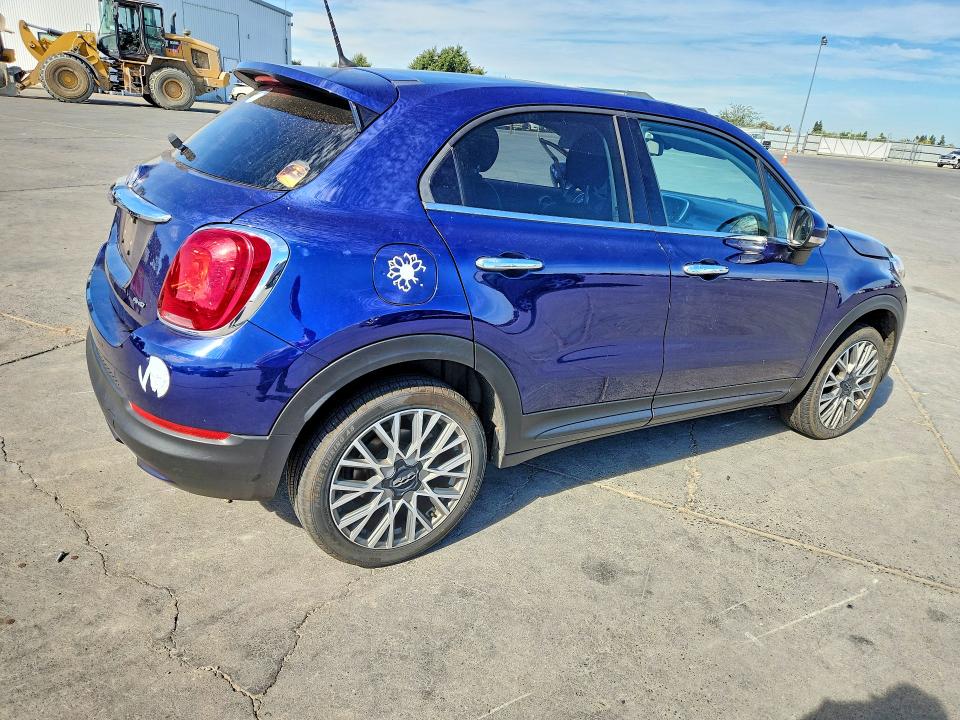 Foto 3 de la subasta – 2017 FIAT 500X con VIN ZFBCFYDB1HP616995