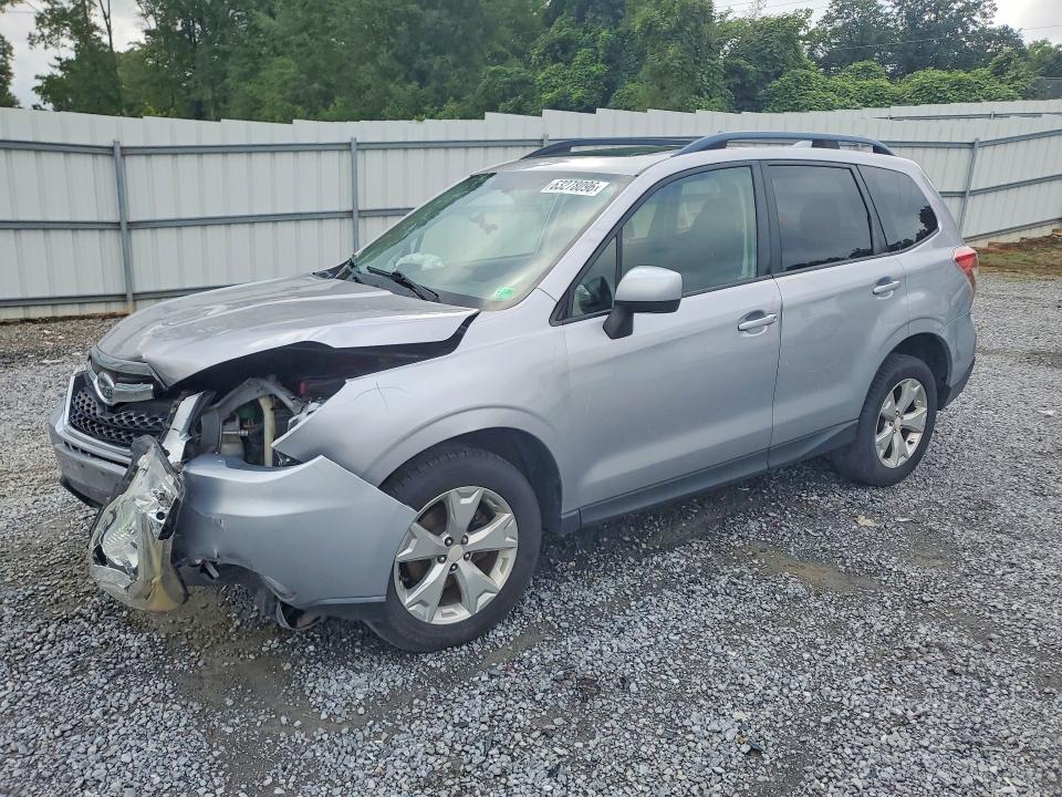 SUBARU FORESTER 2016 with VIN JF2SJADC7GH522590 - Photo from auction