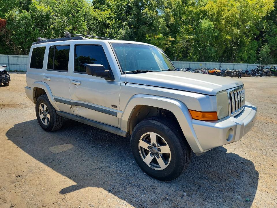 Photo 4 from auction – 2008 JEEP COMMANDER with VIN 1J8HG48KX8C149658