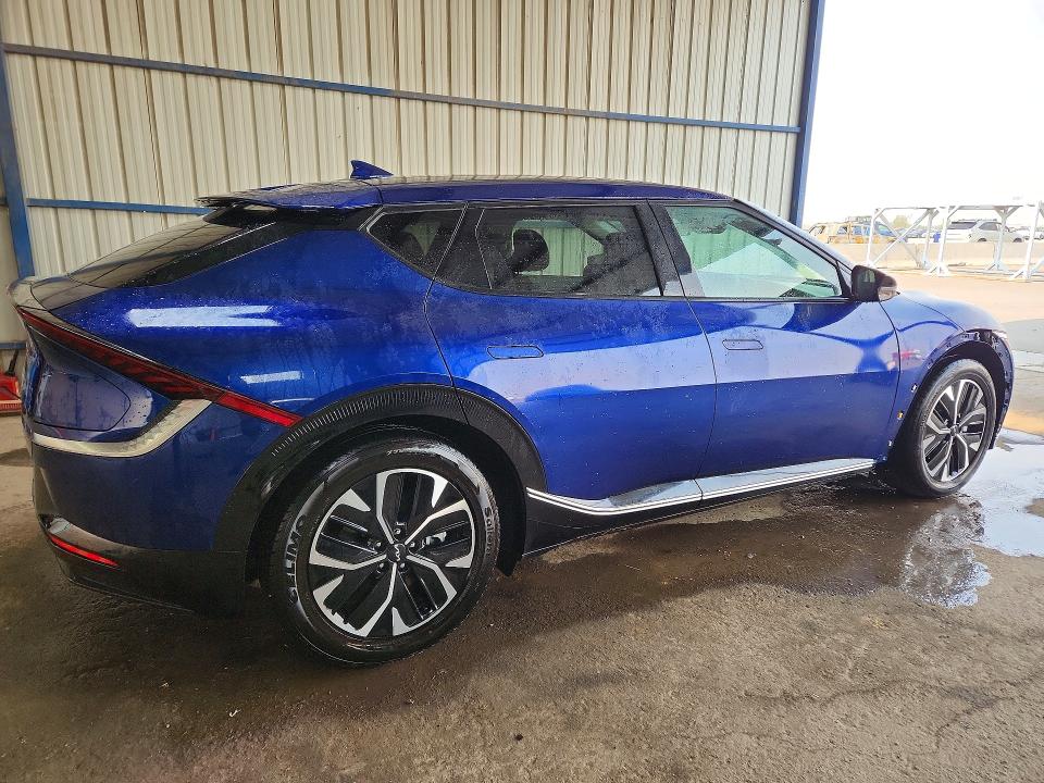 Photo 3 from auction – 2023 KIA EV6 with VIN KNDC34LA5P5604463