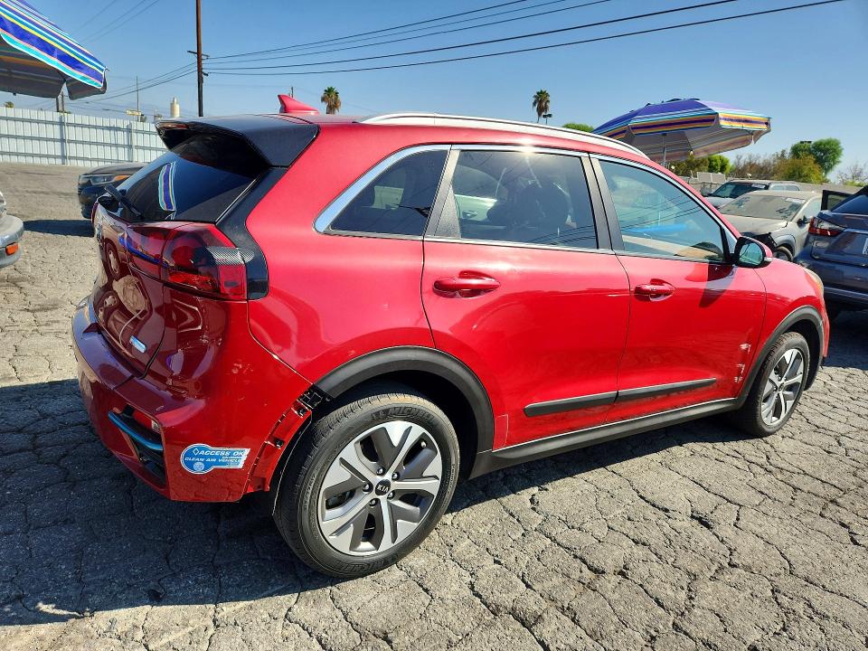 Photo 3 from auction – 2021 KIA NIRO with VIN KNDCC3LG2M5104013