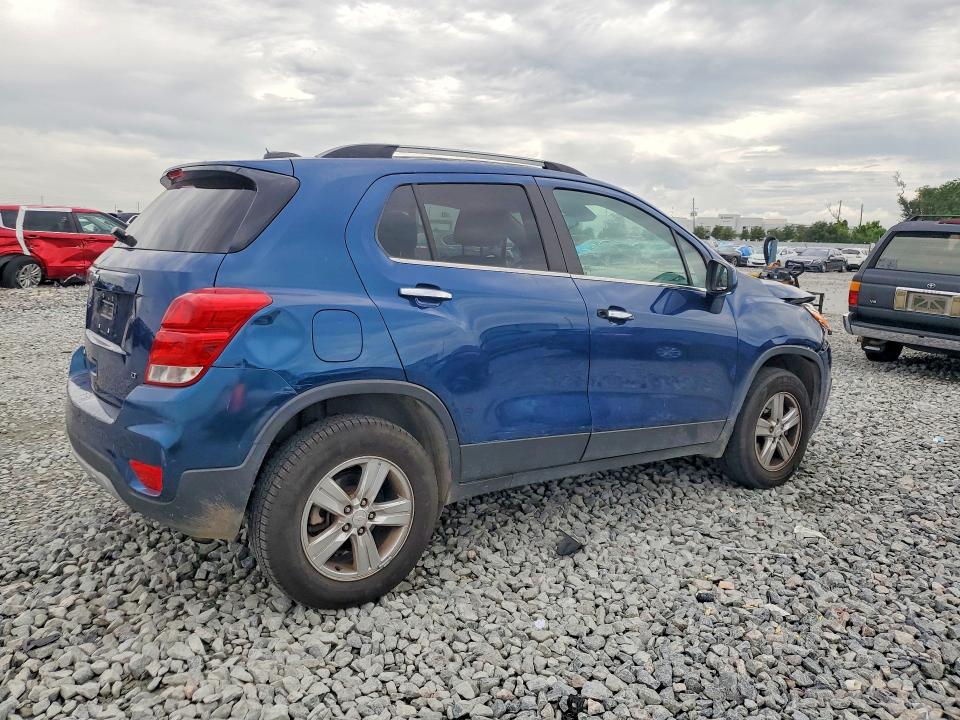 Photo 3 from auction – 2019 CHEVROLET TRAX with VIN 3GNCJPSBXKL324443