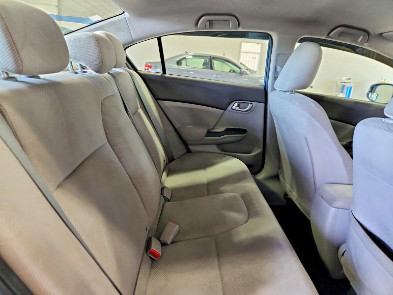 Photo 10 from auction – 2012 HONDA CIVIC with VIN 2HGFB2F51CH536430
