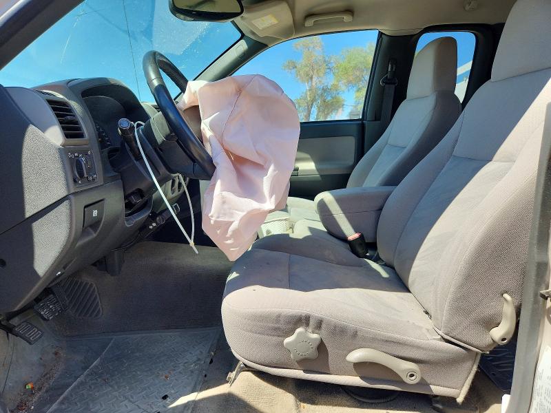 Photo 7 from auction – 2004 CHEVROLET COLORADO with VIN 1GCDS196648159055