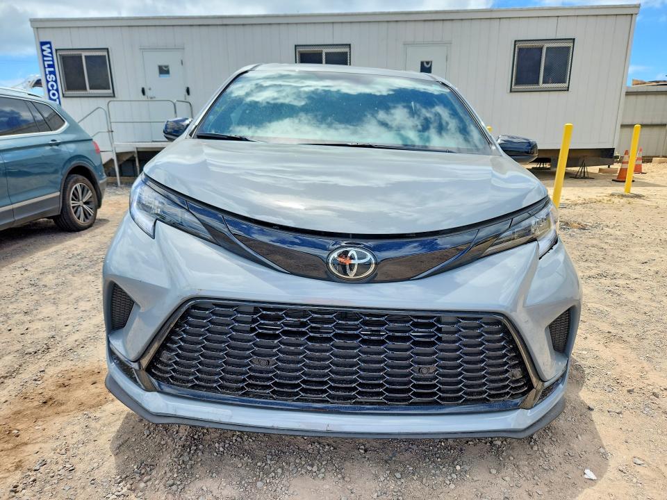 Снимка 5 от търг – 2026 TOYOTA SIENNA с VIN 5TDXRKEC5TS305224
