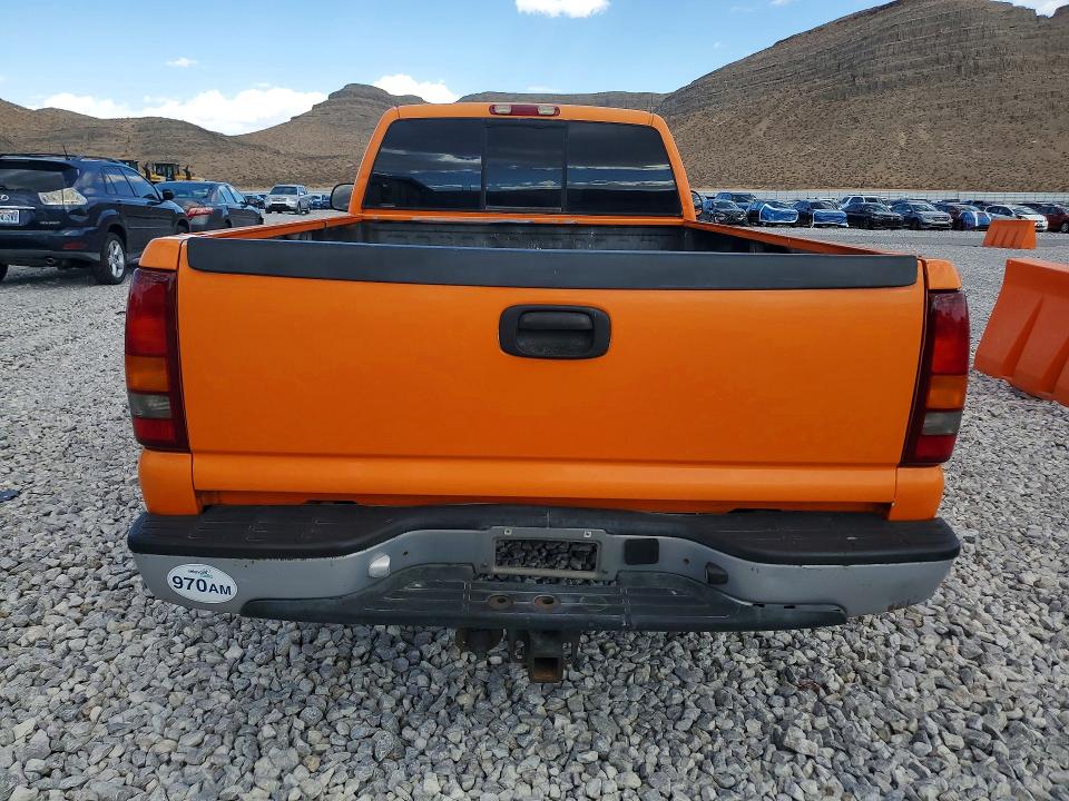 Photo 6 from auction – 2002 CHEVROLET SILVERADO with VIN 1GCEC14T02Z325270