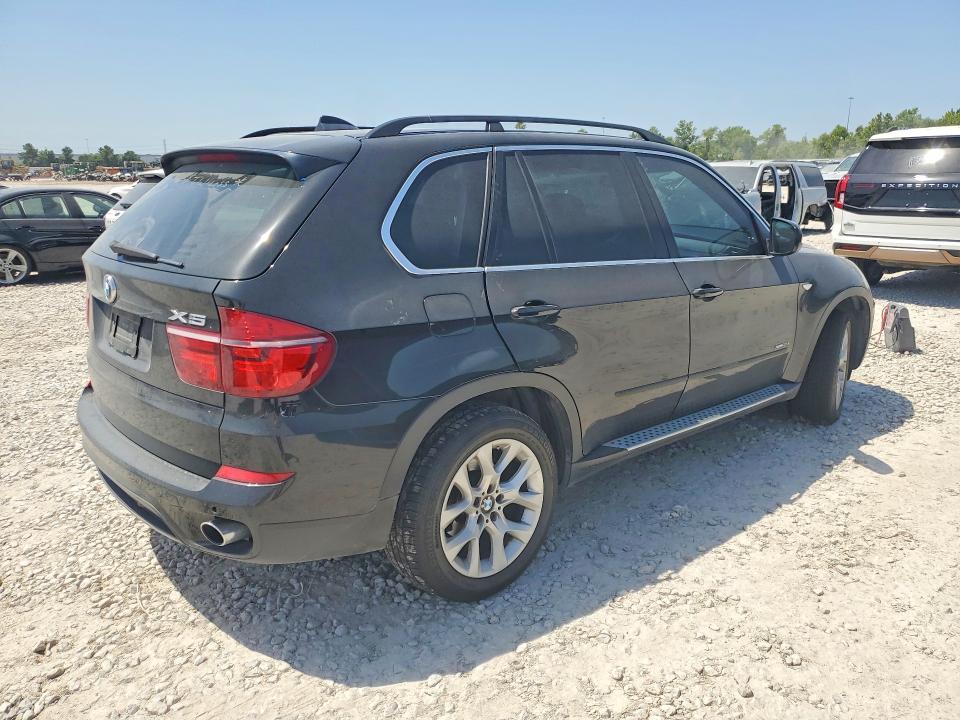 Photo 3 from auction – 2013 BMW X5 with VIN 5UXZV4C57D0E02922