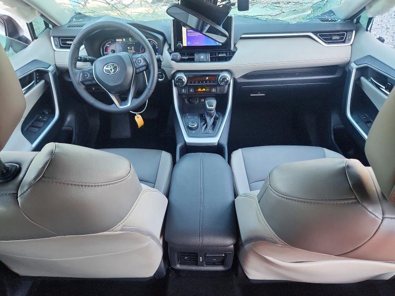 Zdjęcie 8 z aukcji – 2024 TOYOTA RAV4 z VIN 4T3B6RFV1RU162050