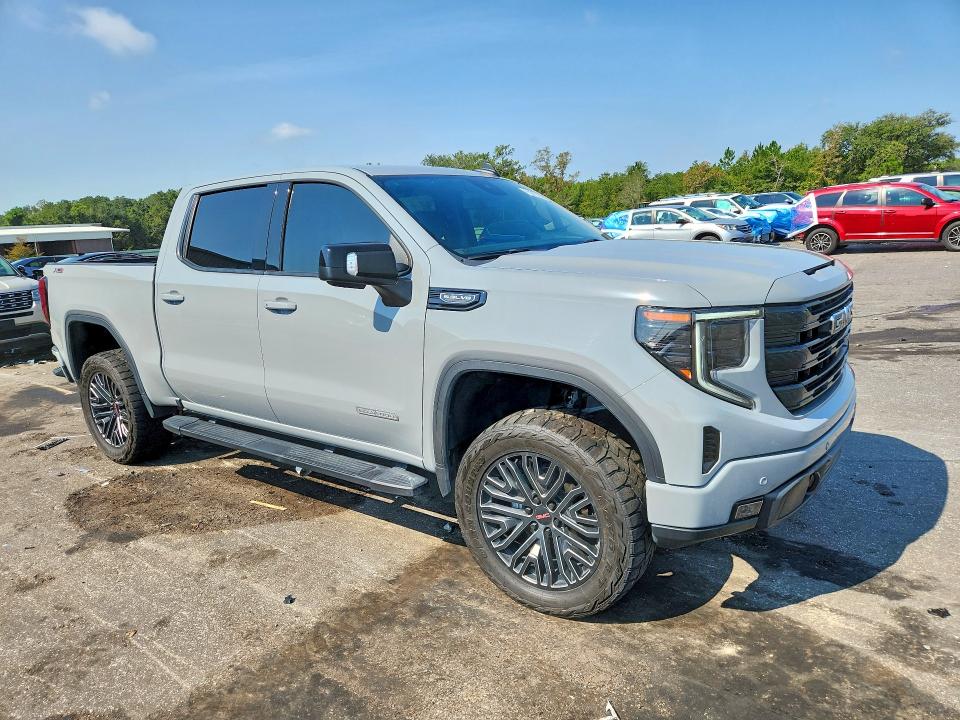 Photo 4 from auction – 2024 GMC SIERRA with VIN 1GTUUCED1RZ393003
