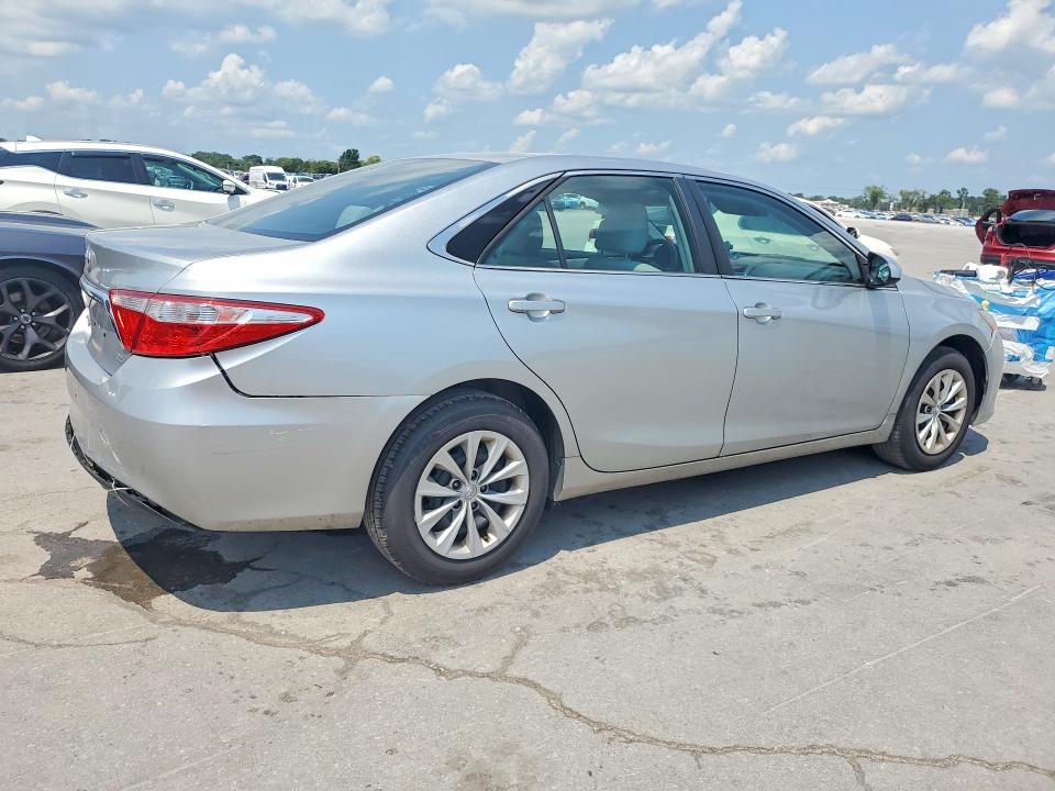 Photo 3 from auction – 2016 TOYOTA CAMRY with VIN 4T4BF1FK2GR533428