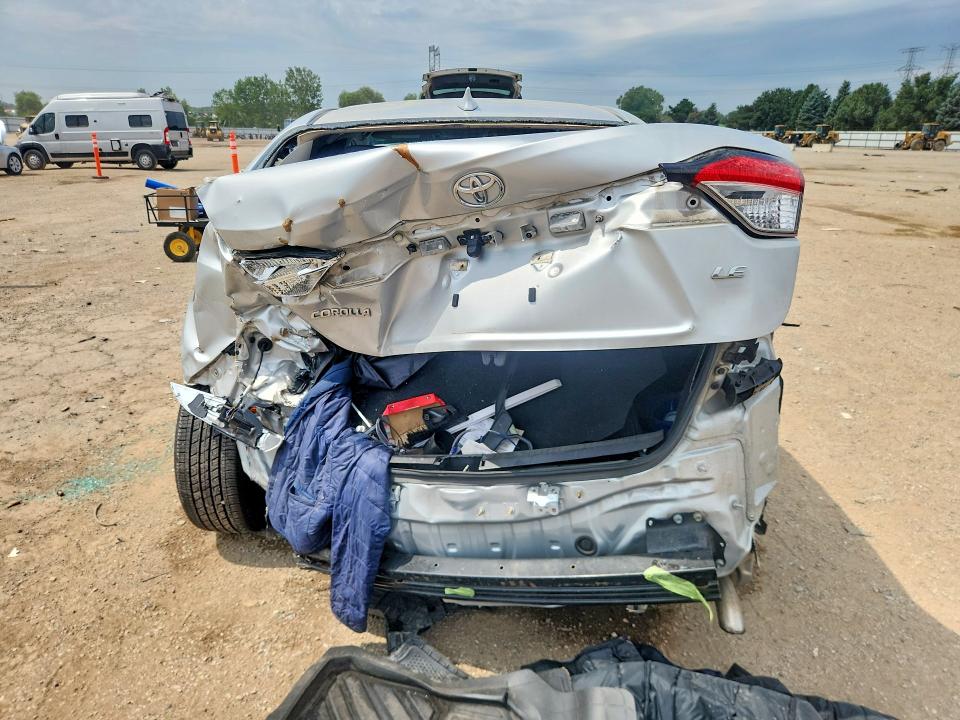 Photo 6 from auction – 2021 TOYOTA COROLLA with VIN 5YFEPMAE6MP184715
