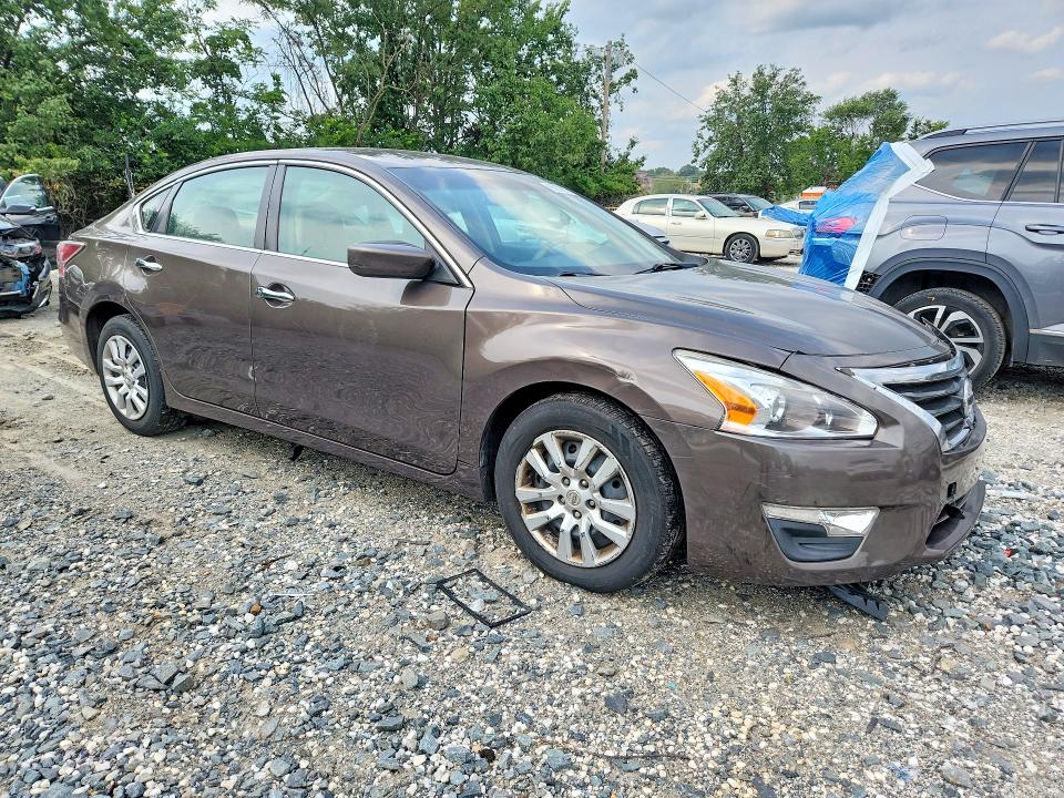 Photo 4 from auction – 2015 NISSAN ALTIMA with VIN 1N4AL3AP4FN336051