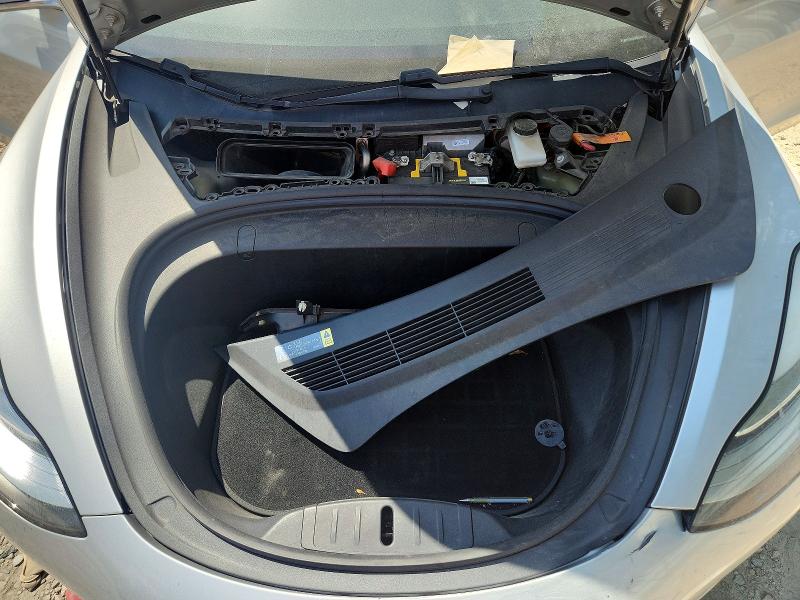 Foto 11 de la subasta – 2018 TESLA MODEL 3 con VIN 5YJ3E1EB3JF069170