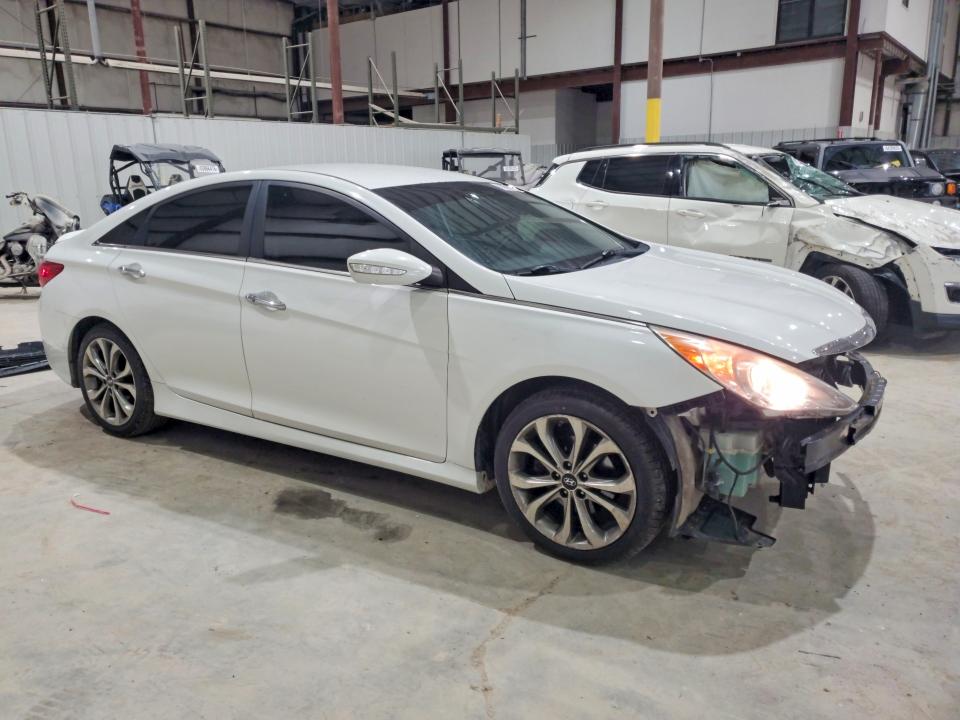 Photo 4 from auction – 2014 HYUNDAI SONATA with VIN 5NPEC4AC1EH894243