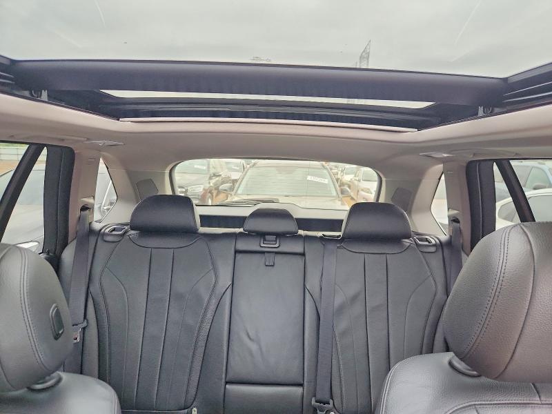 Photo 10 from auction – 2015 BMW X5 with VIN 5UXKS4C58F0N07978