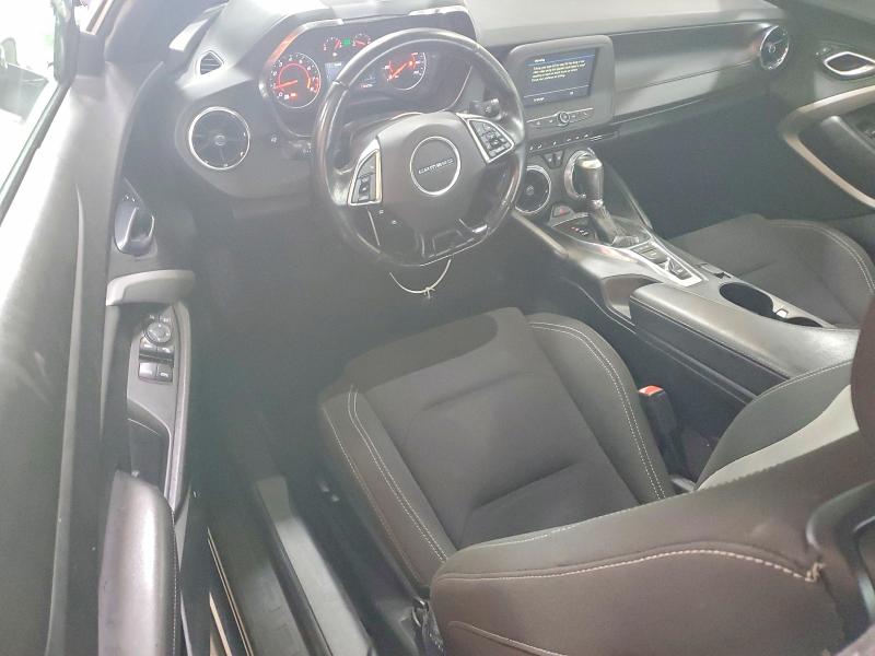 Photo 8 from auction – 2019 CHEVROLET CAMARO with VIN 1G1FB3DS8K0116284