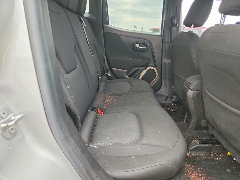 Zdjęcie 11 z aukcji – 2016 JEEP RENEGADE z VIN ZACCJBBT2GPD17585