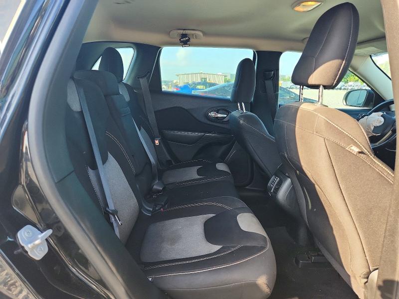 Photo 11 from auction – 2015 JEEP CHEROKEE with VIN 1C4PJLAB8FW677171