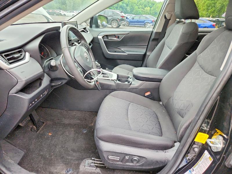 Photo 7 from auction – 2020 TOYOTA RAV4 with VIN 2T3P1RFV5LW111629