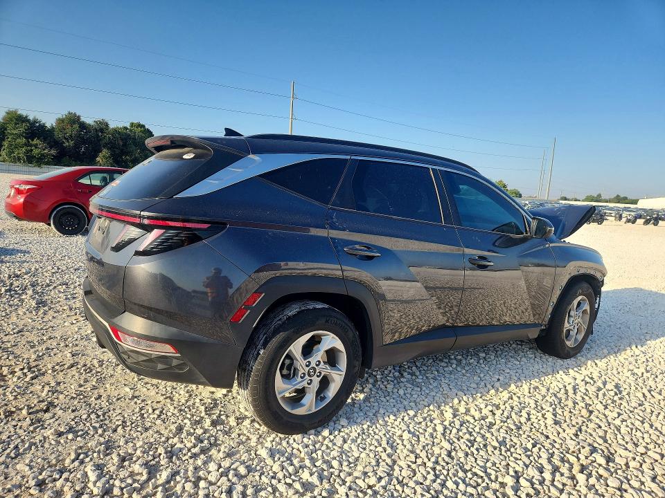 Photo 3 from auction – 2023 HYUNDAI TUCSON with VIN 5NMJB3AE4PH290604
