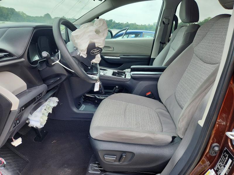 Photo 7 from auction – 2024 TOYOTA SIENNA with VIN 5TDKRKEC0RS207611