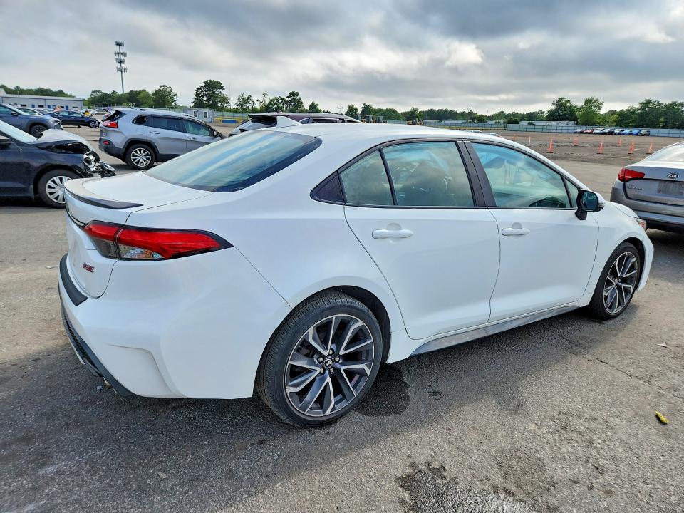 Photo 3 from auction – 2020 TOYOTA COROLLA with VIN 5YFT4RCE8LP018446