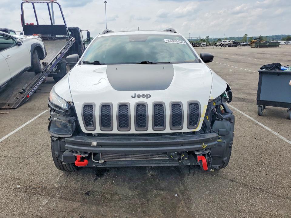 Photo 5 from auction – 2015 JEEP CHEROKEE with VIN 1C4PJMBS8FW685985