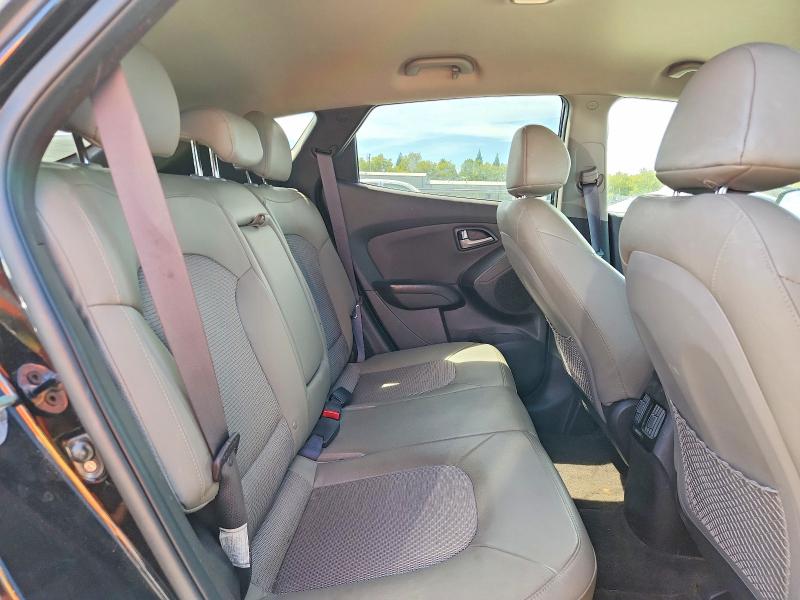 Photo 10 from auction – 2015 HYUNDAI TUCSON with VIN KM8JUCAG7FU102785