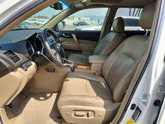 Photo 7 from auction – 2009 TOYOTA HIGHLANDER with VIN JTEEW44A292028409