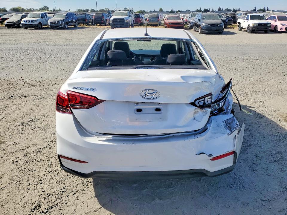 Photo 6 from auction – 2019 HYUNDAI ACCENT with VIN 3KPC24A37KE081760