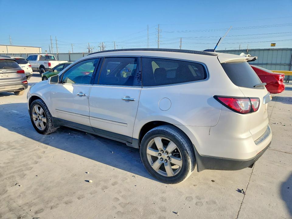Photo 2 from auction – 2016 CHEVROLET TRAVERSE with VIN 1GNKRJKD5GJ168491