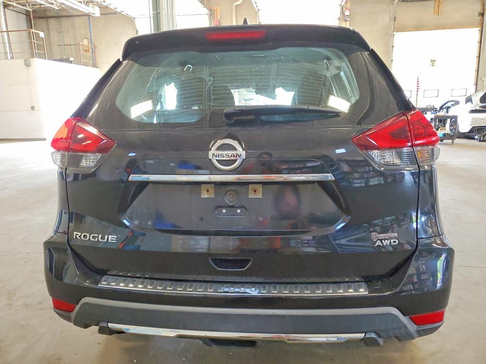 Photo 6 from auction – 2018 NISSAN ROGUE with VIN KNMAT2MV7JP586136