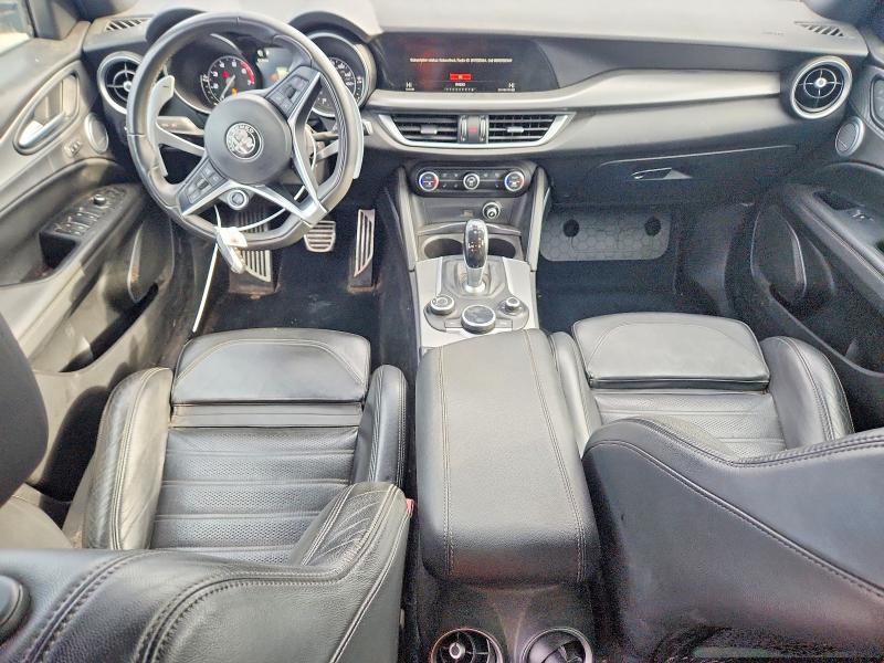 Photo 8 from auction – 2018 ALFA ROMEO STELVIO with VIN ZASFAKNN3J7B91646