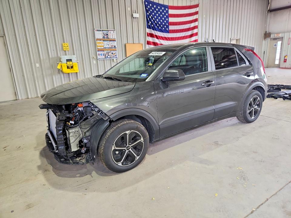 KIA NIRO 2026 with VIN KNDCP3LE7T5362934 - Photo from auction
