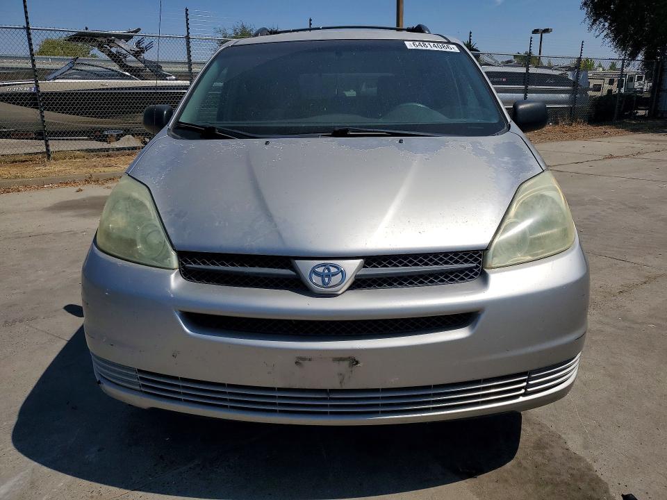 Photo 5 from auction – 2004 TOYOTA SIENNA with VIN 5TDZA23C84S124817