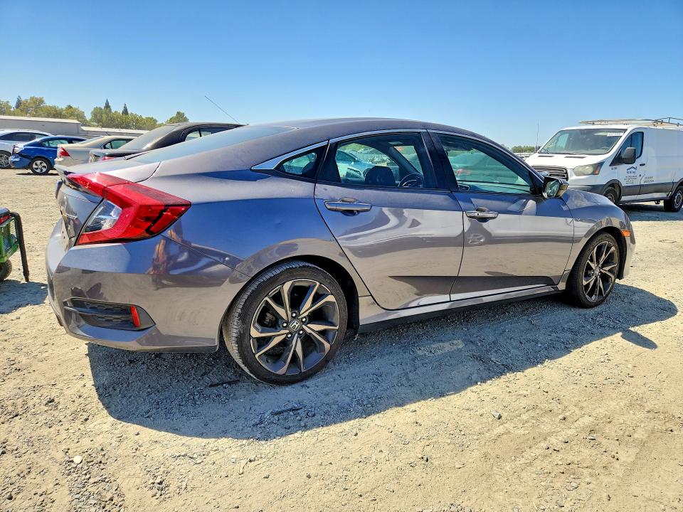 Photo 3 from auction – 2020 HONDA CIVIC with VIN 19XFC2F8XLE205850