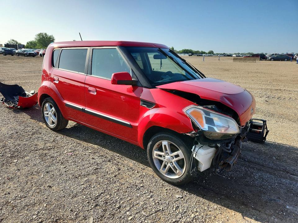 Photo 4 from auction – 2010 KIA SOUL with VIN KNDJT2A24A7145445