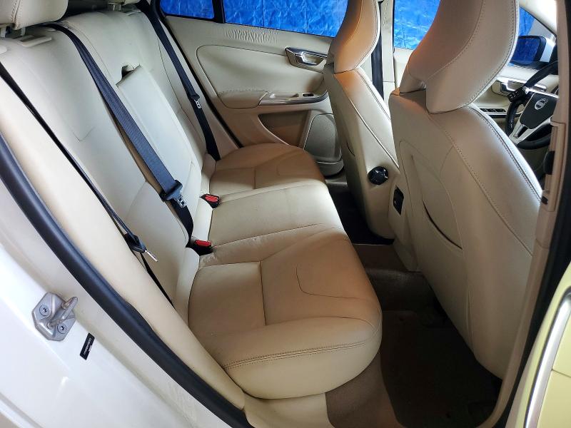 Photo 11 from auction – 2015 VOLVO V60 with VIN YV140MEB4F1207572