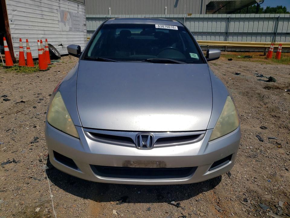 Photo 5 from auction – 2006 HONDA ACCORD with VIN 1HGCM66596A036040