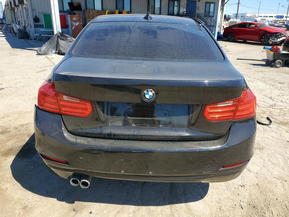 Photo 6 from auction – 2014 BMW 328 with VIN WBA3C1C55EK108463