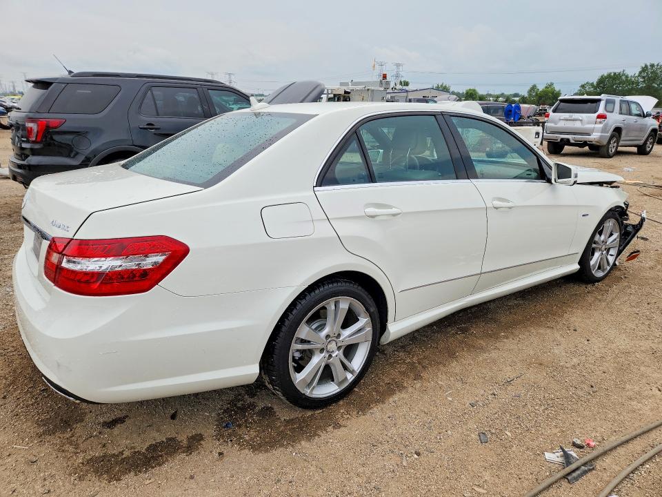 Photo 3 from auction – 2012 MERCEDES-BENZ E with VIN WDDHF8JBXCA597873