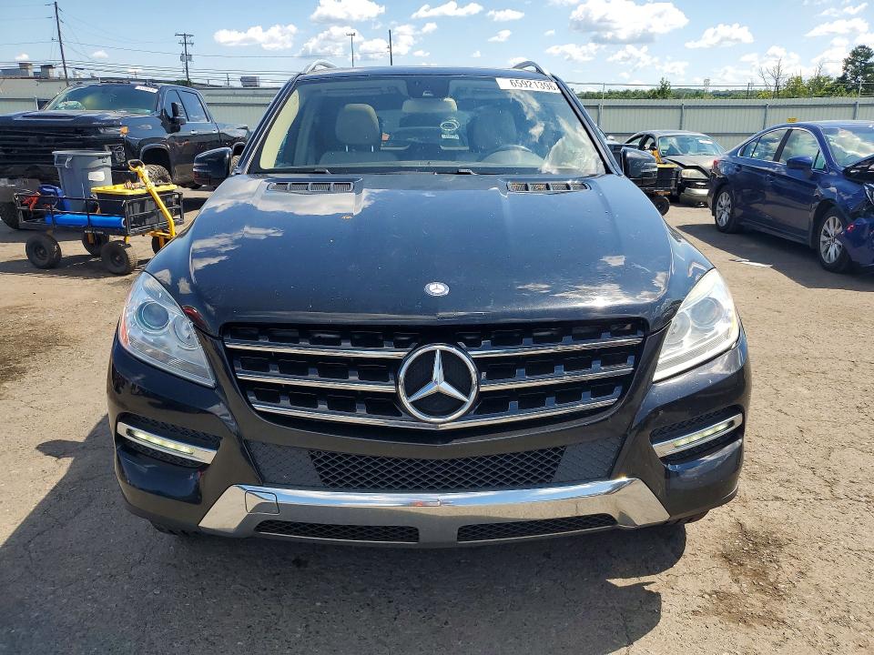 Photo 5 from auction – 2015 MERCEDES-BENZ ML with VIN 4JGDA5HB1FA585803