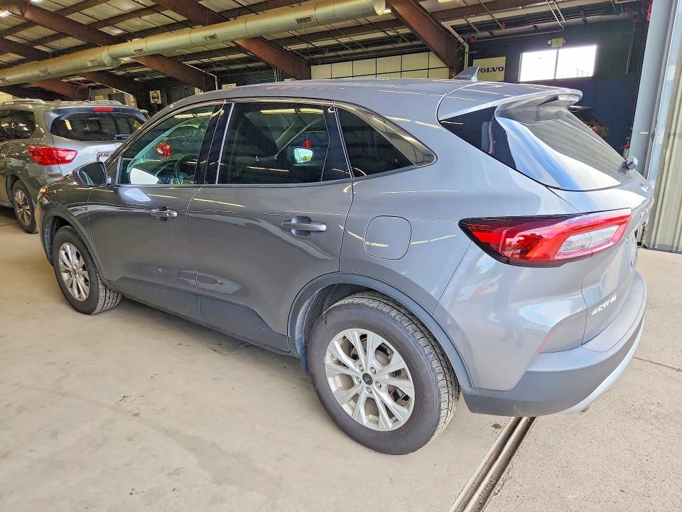 Photo 2 from auction – 2024 FORD ESCAPE with VIN 1FMCU9GN2RUA72570