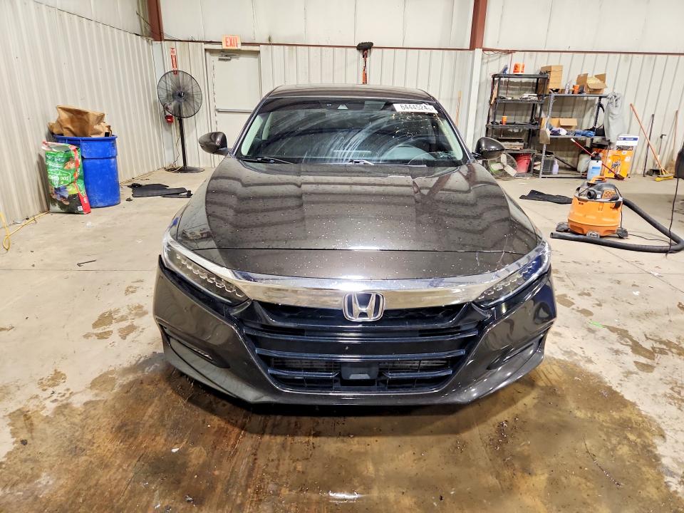 Photo 5 from auction – 2018 HONDA ACCORD with VIN 1HGCV2F93JA029697