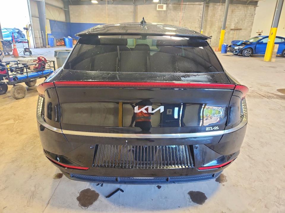 Photo 6 from auction – 2024 KIA EV6 with VIN KNDC34LA5R5214644