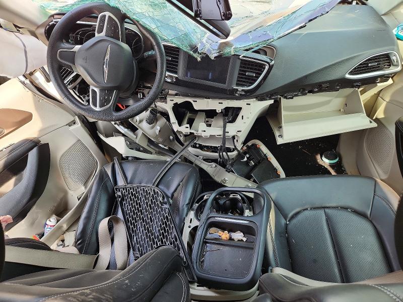 Photo 8 from auction – 2021 CHRYSLER VOYAGER with VIN 2C4RC1DG7MR504505