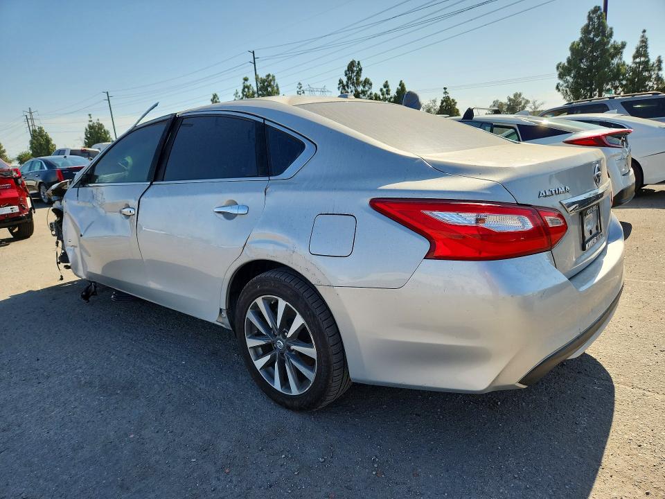 Photo 2 from auction – 2017 NISSAN ALTIMA with VIN 1N4AL3AP6HC219859