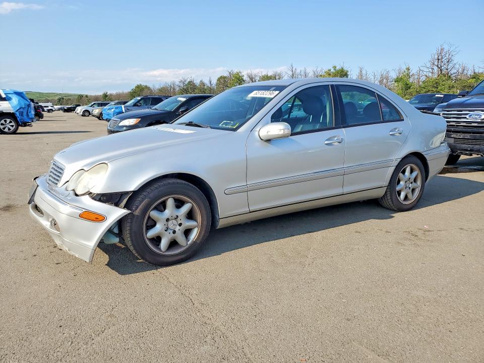 MERCEDES-BENZ C 2003 with VIN WDBRF81J23F368532 - Photo from auction
