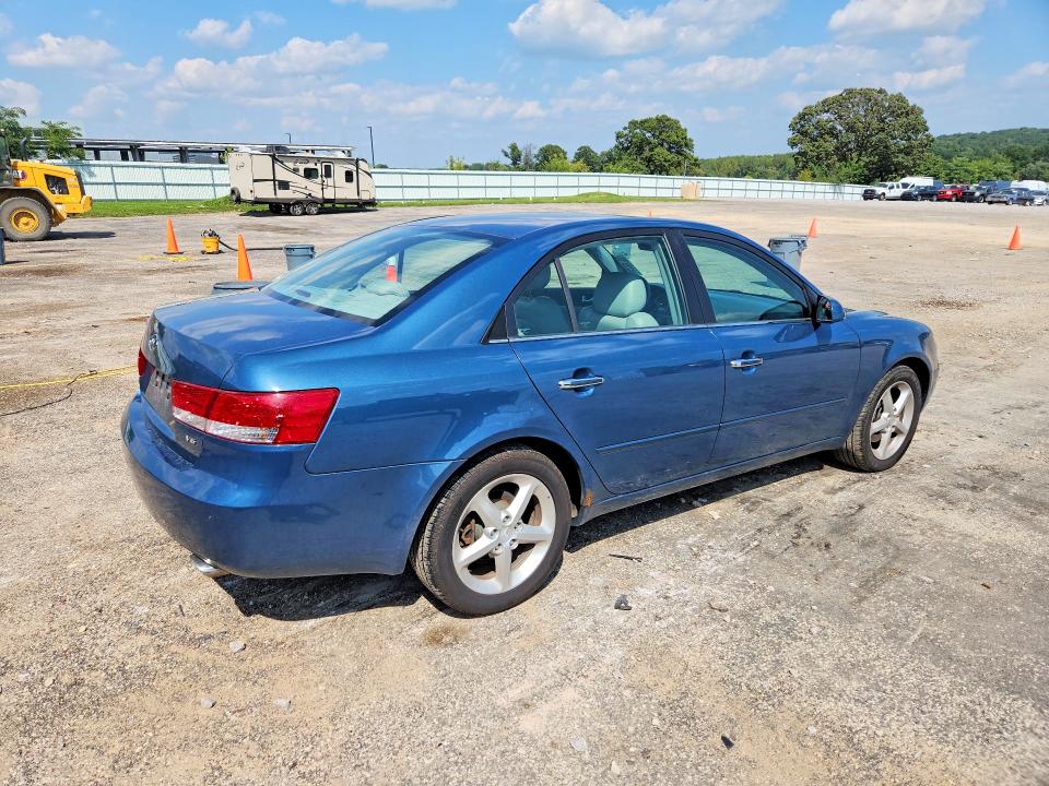 Photo 3 from auction – 2007 HYUNDAI SONATA with VIN 5NPEU46F57H177833