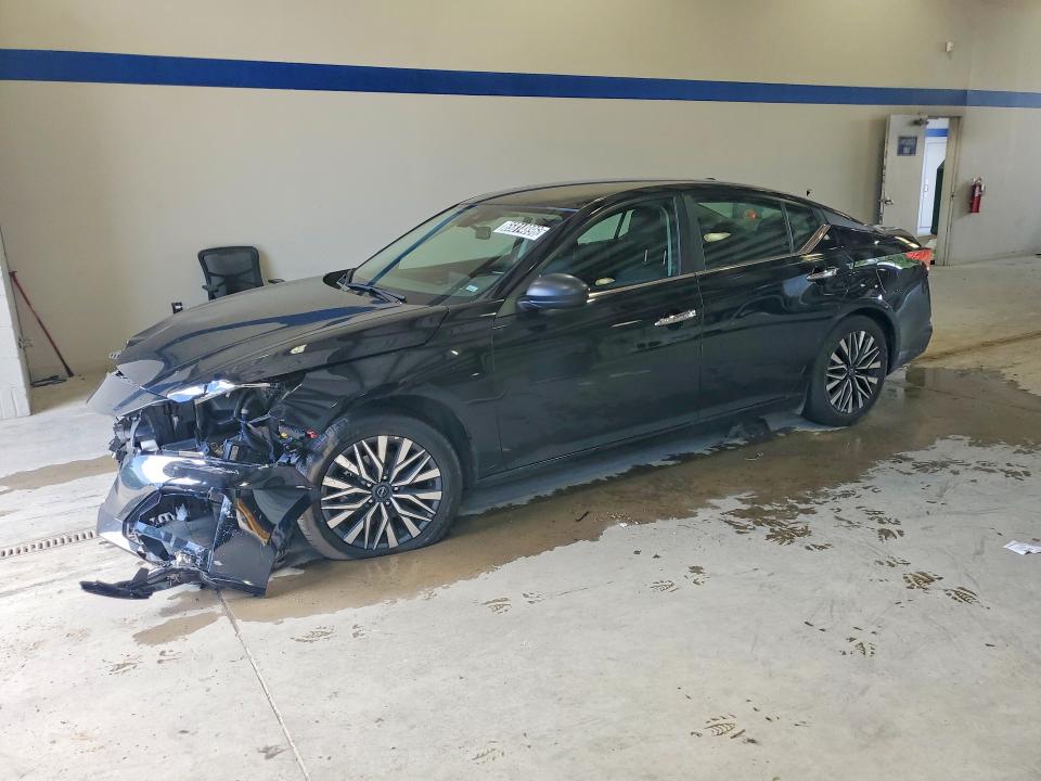 NISSAN ALTIMA 2025 with VIN 1N4BL4DV7SN355434 - Photo from auction